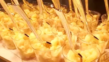 devour mac n cheese shooters